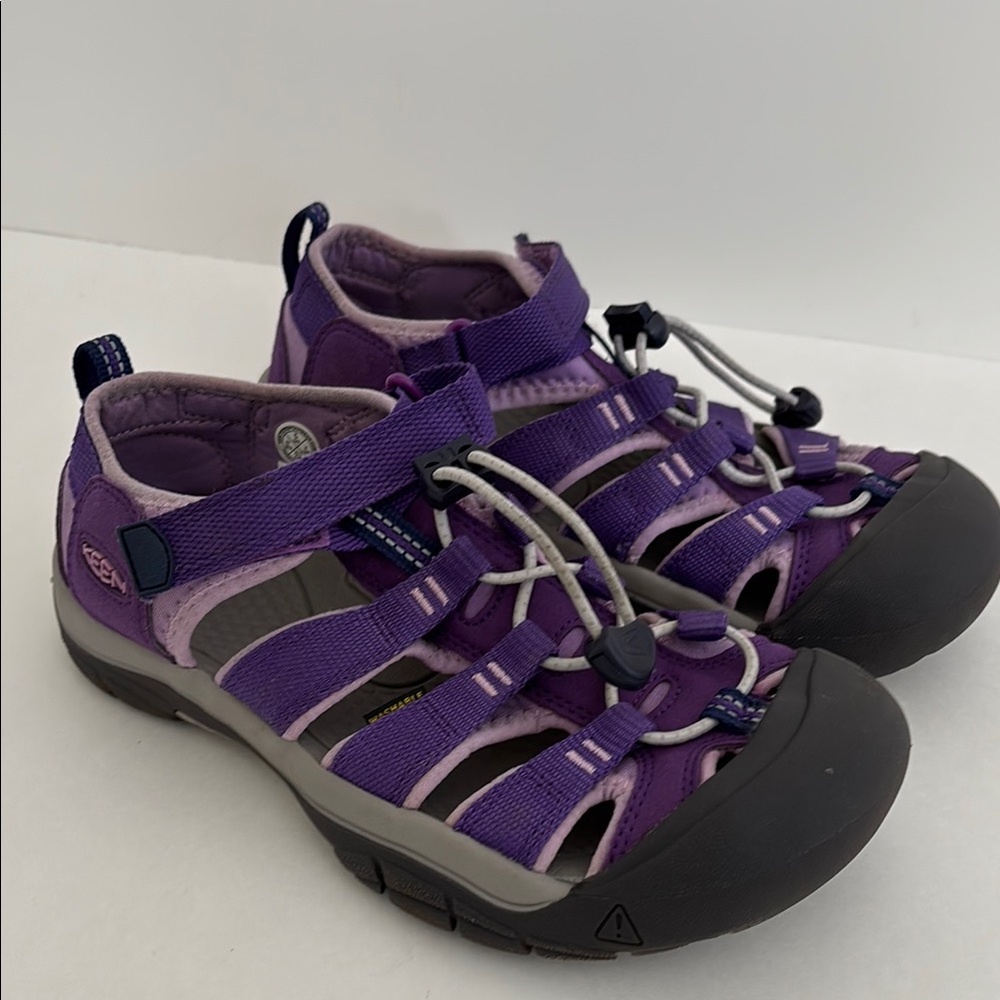 Keen‎ Purple Water Sandals Women’s Size 5